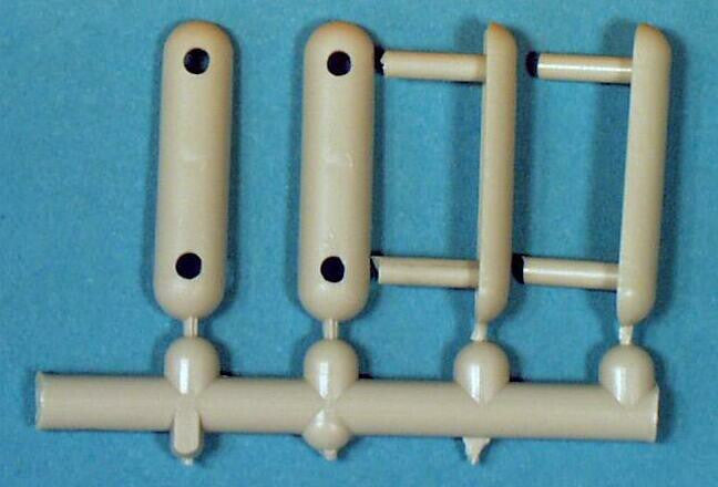 R118 - 8-40B Air Tanks (1 Set)