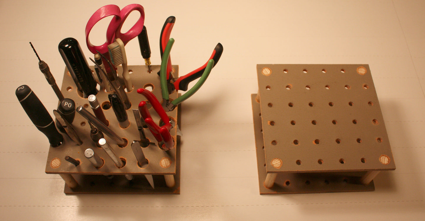 HT - 118   Tool Holder  (some assembly required)