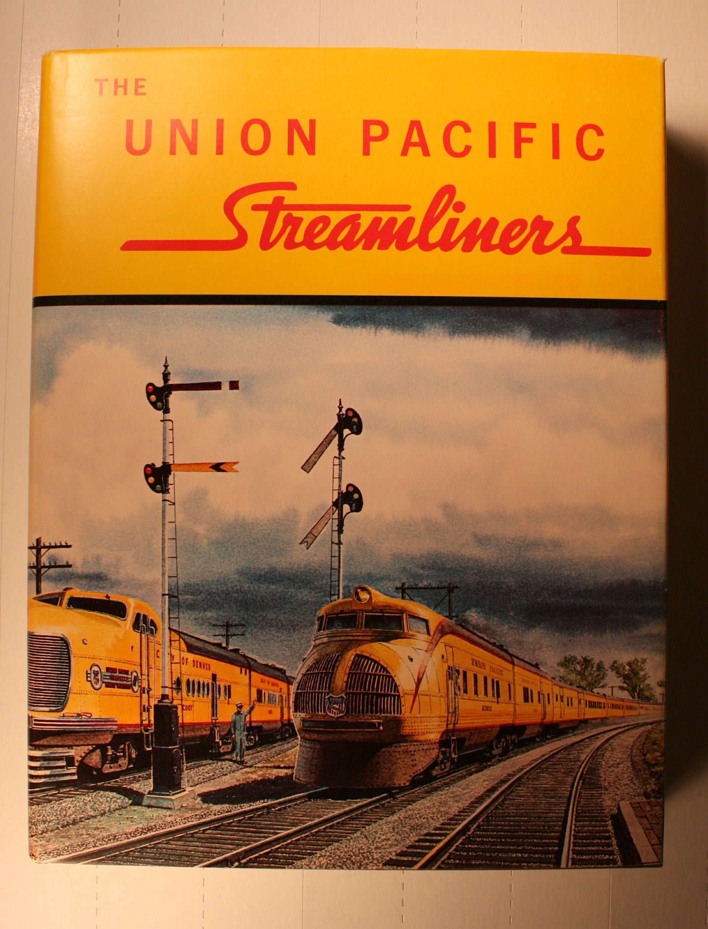 BK 147   UP Streamliners